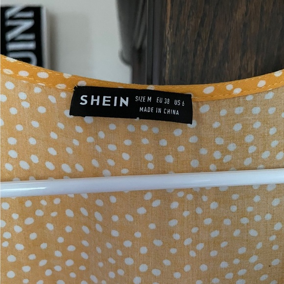 Yellow wrap dress - Picture 3 of 3